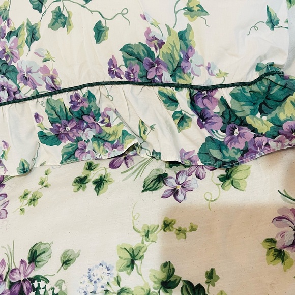 WAVERLY HEIRLOOM GARDEN SWEET VIOLET COMFORTER SET VINTAGE - Picture 6 of 13